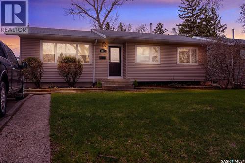 3211 29Th Avenue, Regina, SK - Outdoor