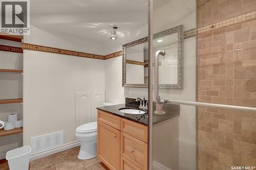 3211 29Th Avenue, Regina, SK - Indoor Photo Showing Bathroom