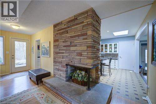 9 Summerhayes Crescent, Brantford, ON - Indoor Photo Showing Living Room With Fireplace