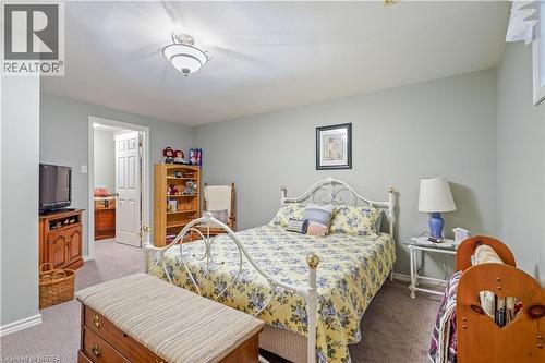 24 Griffiths Drive Unit# 9, Paris, ON - Indoor Photo Showing Bedroom