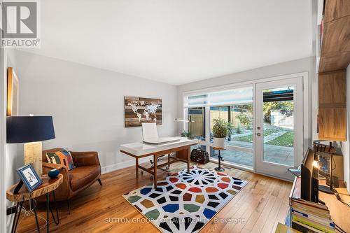 1127 North River Road, Ottawa, ON - Indoor