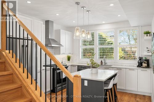1127 North River Road, Ottawa, ON - Indoor