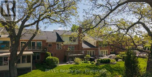 23 - 5 CARN CASTLE GATE  St. Catharines (Lakeshore), ON L2N 5V4