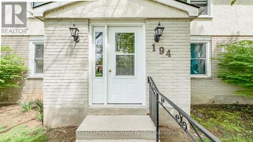 194 Bennett Street W, Goderich (Goderich (Town)), ON - Outdoor With Exterior
