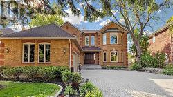 1742 SIR MONTY'S DRIVE  Mississauga, ON L5N 4R6
