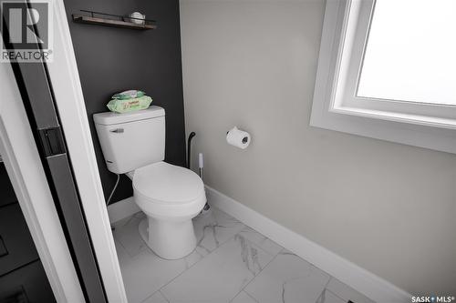 862 Bentley Manor, Saskatoon, SK 