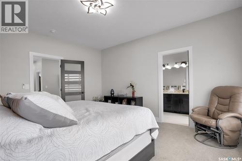 862 Bentley Manor, Saskatoon, SK 