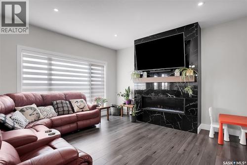862 Bentley Manor, Saskatoon, SK 