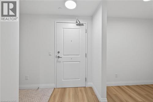 153 Wilson Street W Unit# 310, Ancaster, ON - Indoor Photo Showing Other Room