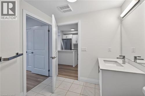 153 Wilson Street W Unit# 310, Ancaster, ON - Indoor Photo Showing Bathroom