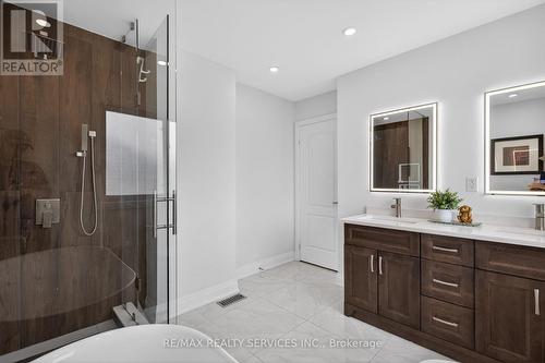 3365 Destination Drive, Mississauga, ON - Indoor Photo Showing Bathroom