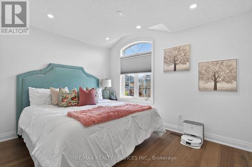 3365 Destination Drive, Mississauga, ON - Indoor Photo Showing Bedroom