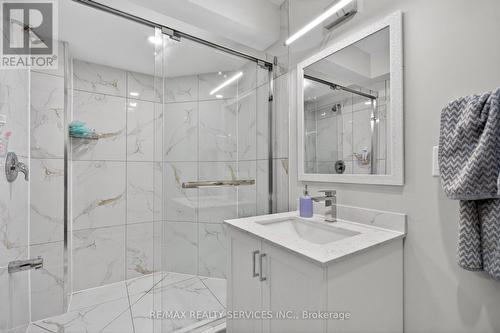 3365 Destination Drive, Mississauga, ON - Indoor Photo Showing Bathroom