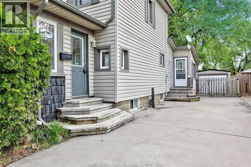 1054 Glidden, Windsor, ON - Outdoor