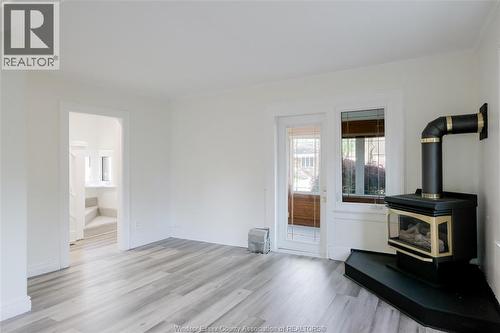 1054 Glidden, Windsor, ON - Indoor With Fireplace