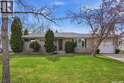 1918 Ewart AVENUE Saskatoon, SK S7J 1X7