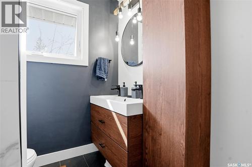 1918 Ewart Avenue, Saskatoon, SK - Indoor Photo Showing Bathroom