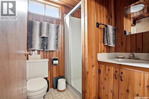 1918 Ewart Avenue, Saskatoon, SK - Indoor Photo Showing Bathroom