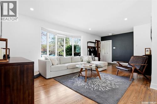 1918 Ewart Avenue, Saskatoon, SK - Indoor Photo Showing Living Room