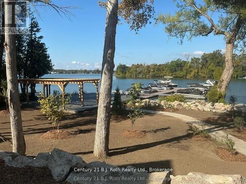 private docks - 34 Ruby Crescent, Orillia, ON 