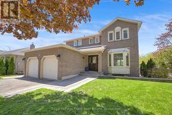 53 PINEDALE CRESCENT Clarington (Courtice), ON L1E 1C7