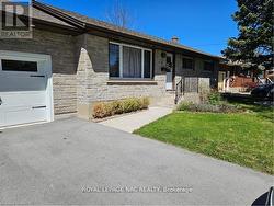 5 KILBOURNE CRESCENT  St. Catharines (Bunting/Linwell), ON L2M 3E3