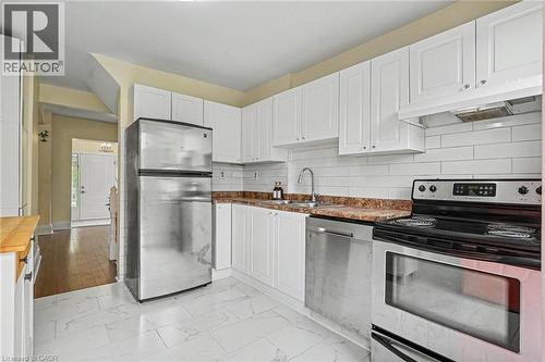 30 Province Street S, Hamilton, ON - Indoor Photo Showing Kitchen With Double Sink