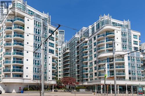 101 - 600 QUEENS QUAY W  Toronto, ON M5V 3M3