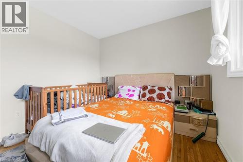 Hardwood-style flooring throughout - 46 Beaconsfield Drive, Hamilton, ON - Indoor Photo Showing Bedroom