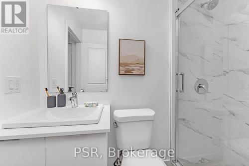 125 - 37 Danforth Road, Toronto, ON - Indoor Photo Showing Bathroom
