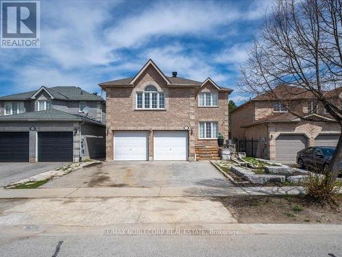 66 STONEYBROOK CRESCENT  Barrie, ON L4N 0A6