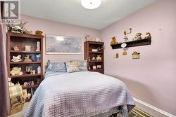 Primary Bedroom - 