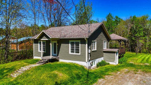 131 Rue Clément  Sherbrooke (Brompton/Rock Forest/Saint-Élie/Deauville), QC J1R 0A9