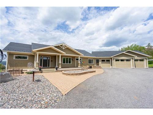 2 Dunhams Wharf Rd, Kingston, NB 