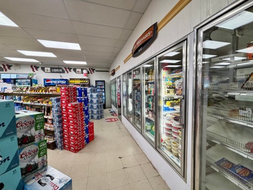 Commerce - 1559 Rg Double, Saint-Pamphile, QC - Indoor
