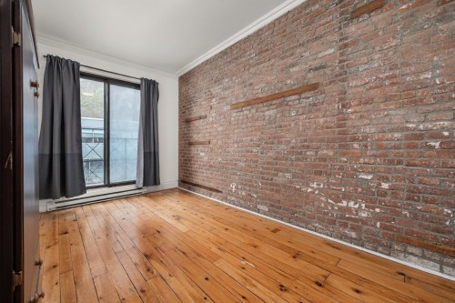 Living Room - 934 Boul. De Maisonneuve E., Montréal (Ville-Marie), QC - Indoor Photo Showing Other Room