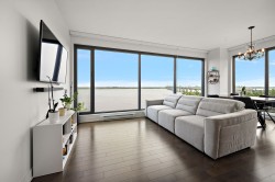 Salon - 