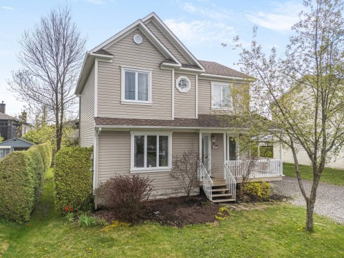 1175 Rue des Pélicans  Sherbrooke (Brompton/Rock Forest/Saint-Élie/Deauville), QC J1R 0M7