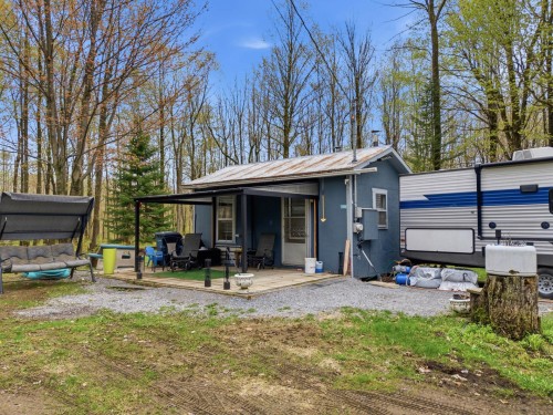 Front of Structure - 255 Route 116, Acton Vale, QC 