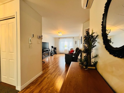 Hall d'entrée/Vestibule - 10 Rue St-Jacques E., Princeville, QC - Indoor Photo Showing Other Room