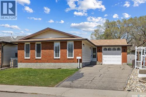 21 Merlin CRESCENT N  Regina, SK S4R 3E2