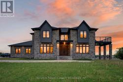 9507 CHARLTON DRIVE Middlesex Centre, ON N0M 1P0