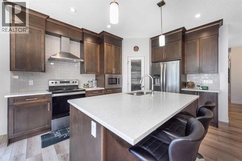 32 Saddlestone Way Ne, Calgary, AB 