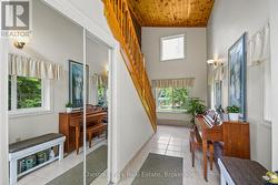 Ground level entrance - 