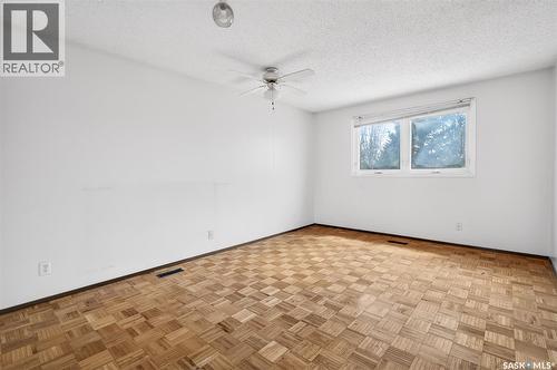 29 Edelweiss Crescent, Moose Jaw, SK - Indoor Photo Showing Other Room