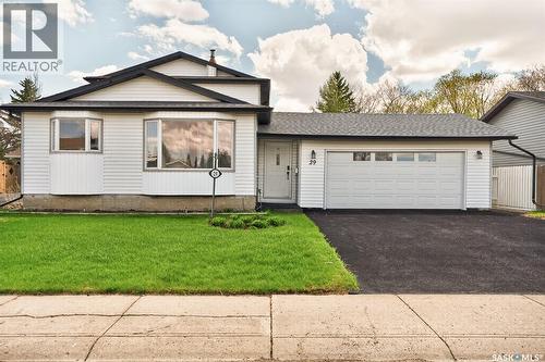 29 Edelweiss Crescent, Moose Jaw, SK - Outdoor