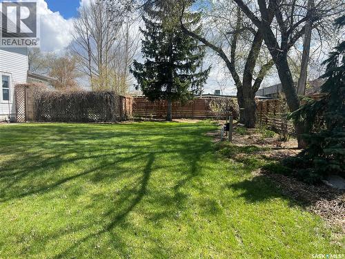 205 3Rd Avenue, Harris, SK - Outdoor