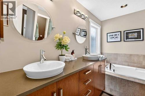 Ensuite - 44 Elgin Meadows Link Se, Calgary, AB 