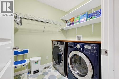Laundry room - 44 Elgin Meadows Link Se, Calgary, AB 