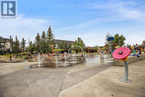 Community photos - 44 Elgin Meadows Link Se, Calgary, AB 